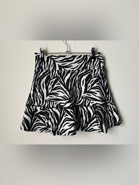 Dona Jo Jojo Tennis Skirt Skort Black Zebra Print Pickleball Golf Size 1/Small